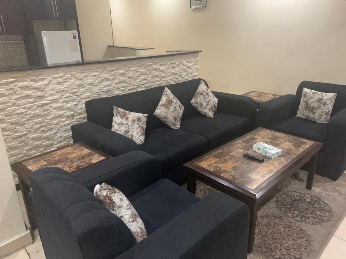 Aparthotel Al-hamra Furnished Units 2*